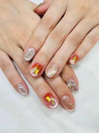 ネイル ユリシスネイル 担当近藤のネイルデザイン