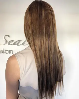 ロング Ze・seal所属・ze sealのヘアスタイル