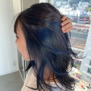 ミディアム 艶ハイトーン🔆 ️️️安座間 希のヘアスタイル