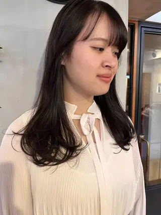 ロング カラー 上川 美幸のヘアスタイル