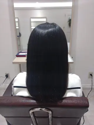 カラー 中山 樹のヘアスタイル