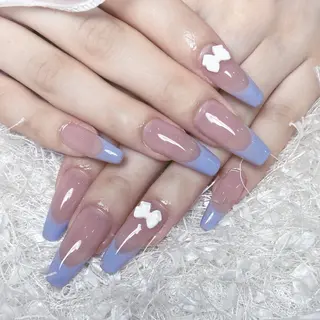 ネイル Hanya 🌈のネイルデザイン