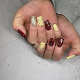ネイル PEEKABOO京橋 EYE&NAILのマツエク・マツパデザイン