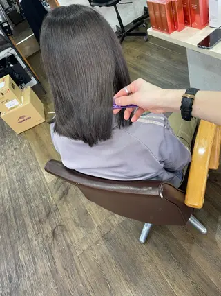 ショート カラー ヒカ/外国人風 デザインカラーのヘアスタイル