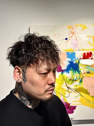 ショート パーマ メンズ ユウト 【メンズ限定】のヘアスタイル