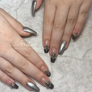 ネイル 🌻FAN'S STUDIO池袋🌻のネイルデザイン