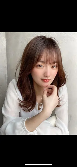 セミロング 古川新太郎 くびれヘア小顔カットのヘアスタイル