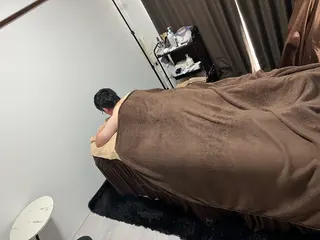 光フェイシャル・ヒゲ脱毛専門店　JiJi所属・男の印象プロデュース サロン　JiJiのエステ・リラクイメージ
