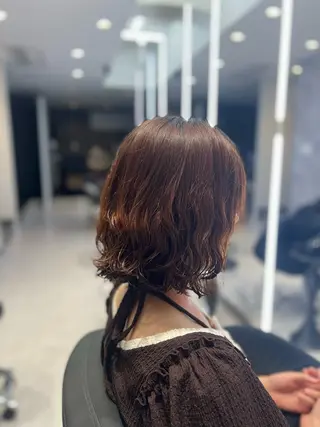 ミディアム パーマ eco /艶カラー/ レイヤーカット /のヘアスタイル