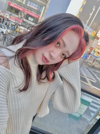 ミディアム ブリーチ毛に縮毛矯正 ✨カラー✨山田 正幸のヘアスタイル