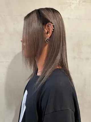 セミロング カラー デザインカラー❤︎ イシイレイのヘアスタイル