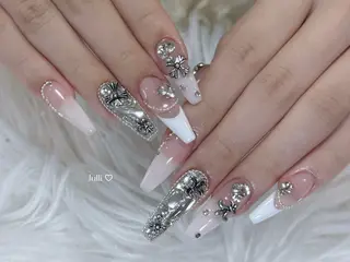ネイル Julli nail所属・Julli ジュリのネイルデザイン