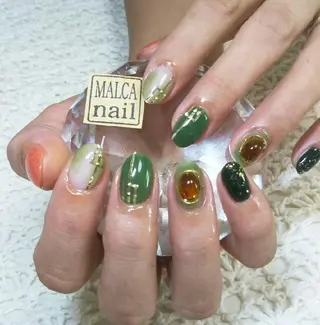 セミロング ヘアアレンジ パーマ ネイル キッズ マツエク・マツパ MALCAnail(マルカネイル)所属・荒木 莉奈のネイルデザイン