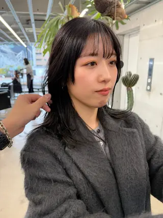 ミディアム カラー 似合わせカット レイヤーボブウルフのヘアスタイル