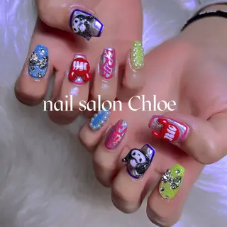 ネイル 鈴木 利奈のネイルデザイン