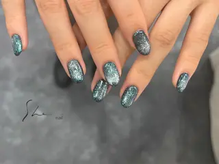ネイル SHE所属・SHE adusaのネイルデザイン