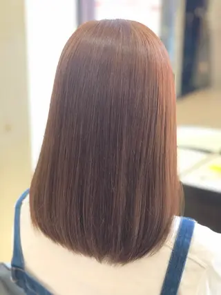 ミディアム カラー 嶌田 沙紀のヘアスタイル