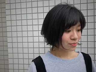 ショート Lond enikaのヘアスタイル