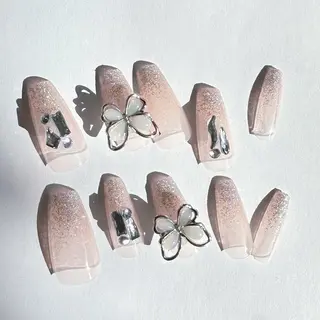 ネイル M&K　上田店所属・M&K 上田店の眉毛・アイブロウイメージ