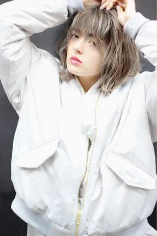 ミディアム カラー パーマ 大西 直人のヘアスタイル