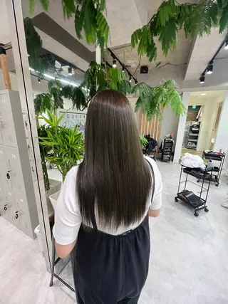 カラー 晶／艶髪カラー ／トリートメントのヘアスタイル