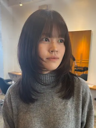 セミロング カラー RIN／韓国ヘア レイヤーカットのヘアスタイル
