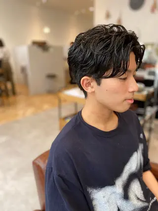 ショート パーマ メンズ 齋藤 優のヘアスタイル