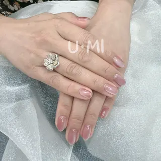 ネイル U・Mi Nail Salon所属・佐藤 沙耶香のネイルデザイン
