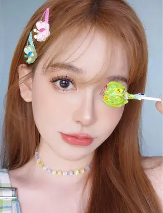 ミディアム W Theme Nail&Eye salon所属・ダブル テーマのマツエク・マツパデザイン
