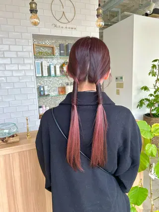 カラー 津田 七美希のヘアスタイル