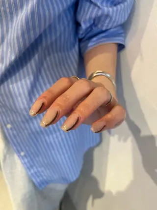 ネイル Nail Salon Hachi所属・Yuna ·͜·ᰔᩚのネイルデザイン