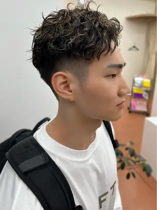 ショート パーマ メンズ 矢場町/栄/上前津/ 佐藤祐希のヘアスタイル