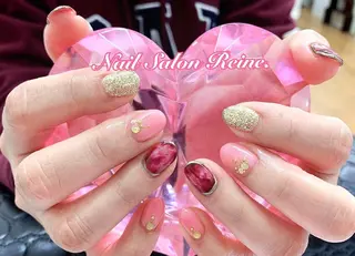ネイル Nailsalon Reine所属・玉栄 伶奈のネイルデザイン