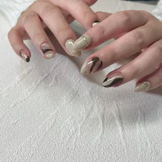 ネイル Aleum所属・Nail Salon Aleumのネイルデザイン