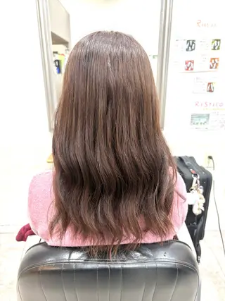 ロング カラー 堀川 希歩のヘアスタイル