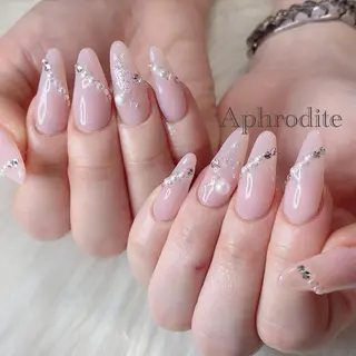 ネイル Aphrodite パラジェル認定サロンのネイルデザイン