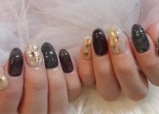 ネイル le'a-レア-【ア イ×ネイル×眉】のネイルデザイン