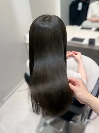 ロング カラー レイヤー/髪質改善カ ラ-🤍津田奈々美‎のヘアスタイル