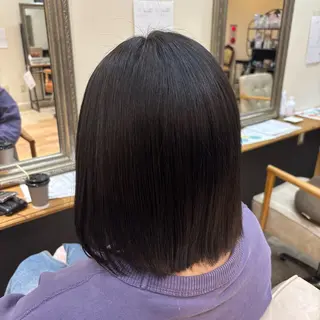 カラー しおり🍬 KOKORO🤍のヘアスタイル