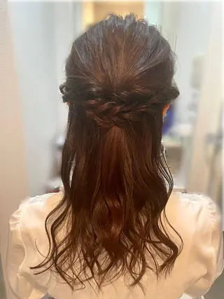 セミロング ヘアアレンジ T Ayaのヘアスタイル