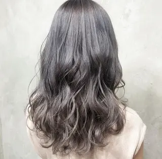 ミディアム カラー ハイトーンカラー 🦋yuri🦋のヘアスタイル