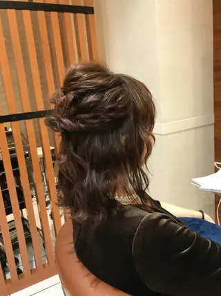 ミディアム カラー ヘアアレンジ テラモト カズヨシのヘアスタイル