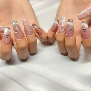 ネイル MiRanda Nail所属・MiRanda 保坂 舞のネイルデザイン