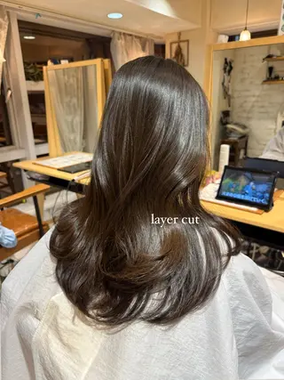 ロング 上野 莉菜のヘアスタイル