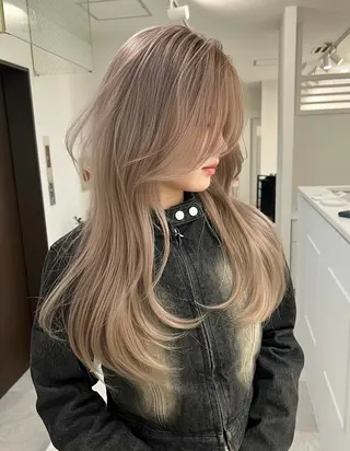 ロング カラー SEINA️️/烏丸 ブリーチ/ハイトーンのヘアスタイル