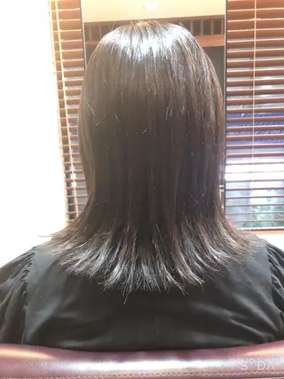 ミディアム こすげひろと カラー講師のヘアスタイル