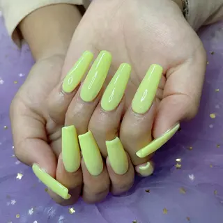 ネイル ラッキー 玲奈のネイルデザイン