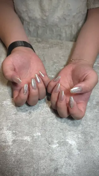 ネイル Nail MOANAのネイルデザイン