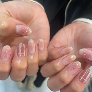 ネイル pool Yuzu🌷のネイルデザイン