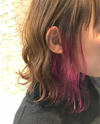 ミディアム カラー ヘアアレンジ 小田 莉加子のヘアスタイル